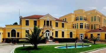 SHBA: USAID po ndihmon Shqipërinë për furnizimin e laboratorëve me pajisje testimi