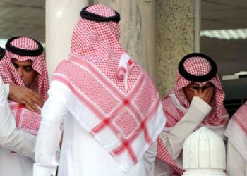 Përgatitet spitali elitar, 150 pjesëtarë të familjes mbretërore të infektuar me koronavirus