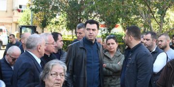 Përçartje antilkushtetuese e opozitës! Lulzimi dhe PD po përgatitet për protesta?! Vëndi në krizë! Rama po vjedh shqiptarët duke u hequr liritë themelore