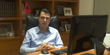 Nuk e ndjek askush! Basha “klienti” më i rregullt i Mark Zuckerberg: Pesë sponsorizime në tre ditë “like dhe share”