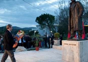 Informacioni i shërbimeve sekrete: Trafiku i armëve përplasi Hajdarin me Haklajt! Roli i Shaban Memisë