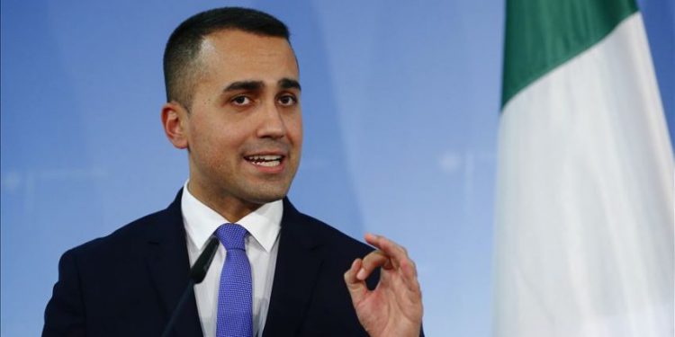 “Die Welt” sulmon Italinë/ Mafia pret shi eurosh nga Brukseli,Merkel duhet të rezistojë! Reagon Di Maio: Gjermania të distancohet nga ky aludim i turpshëm