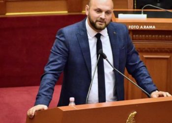 Rrethanat e faktit! Analizë mbi kushtetutshmërinë e projekt-ligjit për ndryshim në ligjin nr.7895 që mosbindja ndaj rregullave të dënohet me burgim