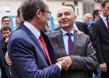 Thaçi mandaton Avdullah Hotin si kryeministër të Kosovës