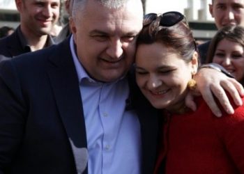 Rrëfehet Ilir Meta: Me Monikën më bashkon vetëm Nënë Tereza