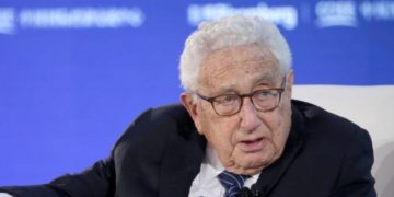 ANALIZA e errët e Henri Kisinger: Do të jetë një botë tjetër, kur koronavirusi të ketë ikur! Pandemia do ta ndryshojë përgjithmonë rendin botëror!