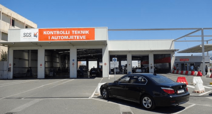 Lejohet qarkullimi me kolaudim të skaduar, por policia të penalizon rëndë pa siguracionin