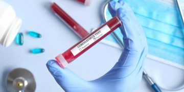 A është vaksina e zbuluar një shekull më parë, “çelësi” për tu përballur me koronavirusin?