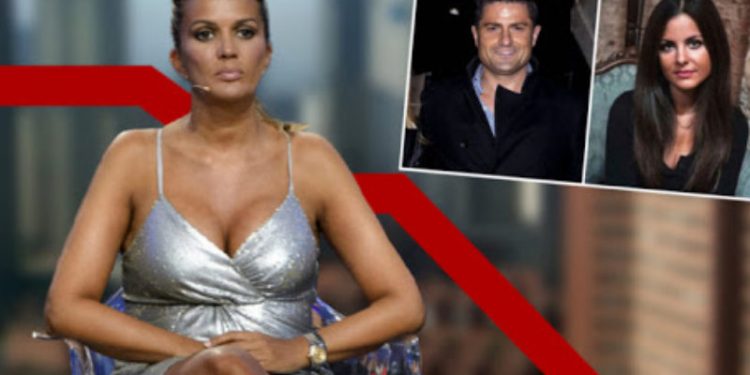 Gafa e shekullit! Gazetarit të njohur i zbulohet tradhtia gjatë transmetimit “live” (Video)