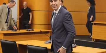 Vijon rekordi i zi, asnjë politikan i dënuar për korrupsion në 2019, burgjet plot me shqiptarë të varfër