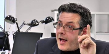 Paloku lehsi i radhës i PD-së: Rama “vrau” njerëz sepse nuk e izoloi vendin! Ja sa vite burg parashikon ligji! Ti lërë dëngla