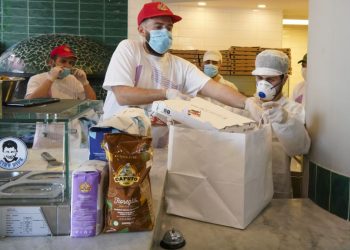 Italianët të  pakënaqur me planet e kryeministrit Conte për rihapjen: Ja arsyet!