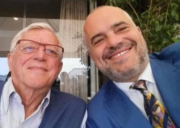 Edi Rama, kryeministri shqiptar që dashuron Italinë falë basketbollit