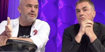 Arian Çani e pyet Ramën: A je ti biri i Zotit? Kryeministri i përgjigjet duke cituar gjyshen: Zoti zgjedh
