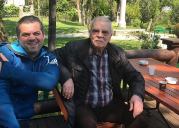 “I thashë do më dënojnë”, Robert Ndrenika kafe dhe batuta me Arben Derhemin: E njoh unë atë që jep urdhra