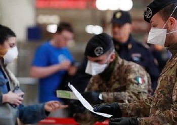 Italia po e mund virusin! Izolimi po jep rezultatet e pritura: Epidemia tashmë ka arritur pikun