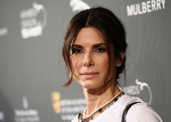 Aktorja e famshme shtatzënë në moshën 55-vjeçare