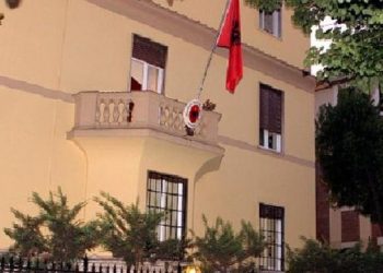 Ju ka skaduar leja e qëndrimit? Ambasada jep njoftimin me rëndësi për gjithë shqiptarët në Itali