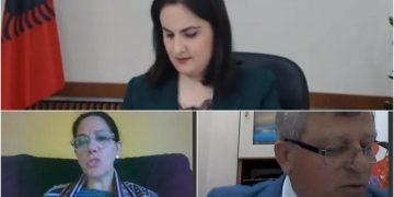 “Kësaj qeverie ti i vjen anës 100 herë”, deputeti i PS i kthehet keq kryetares së Komisionit të Medias: Mua do më vinte turp po të flisja si ty!