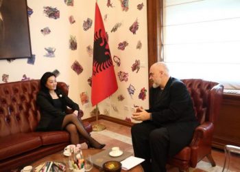 Ç’është ‘D’Hondt’?! Cili është propozimi që në emër të SHBA-së Kim ka lënë në tavolinën e Bashës dhe Ramës?!