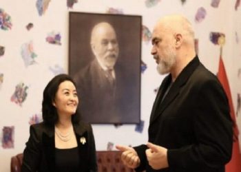 Paralajmërimi i Yuri Kim për një marrëveshje të fshehtë, reagon kryeministri Rama