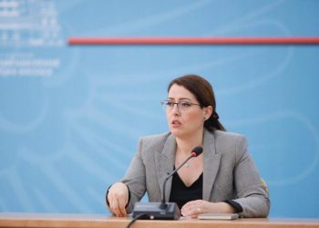 Rritja e numrit të infektuarve nga koronavirusi në 24 orët e fundit, ministrja Manastriliu mbledh Komitetin Teknik