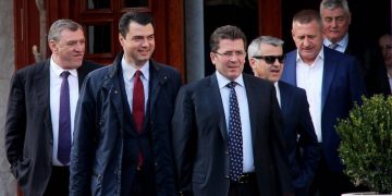 “I shkel syrin Ramës”! Lulzim Basha merr goditjen e fortë nga aleati i tij