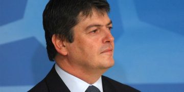 Kryeministri Rama drejt një mandati të tretë?! Vjen deklarata që nuk pritej e Bamir Topit: Janë tradhtarët e opozitës…