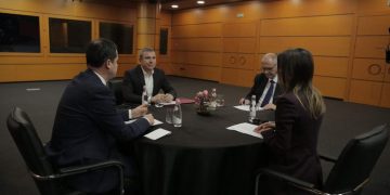 Ç’ndodhi? Ndërpritet mbledhja e Këshillit Politik