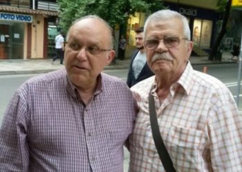 U shfaq në krah të Robert Ndrenikës, mjeku Tritan Kalo flet hapur dhe i jep ‘shuplakën’ e rëndë politikanëve shqiptarë: Ra perdja e teatrit politik!