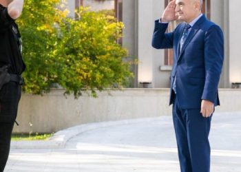 Armiqtë opozitarë të Ilir Metës dhe vetmia e PD
