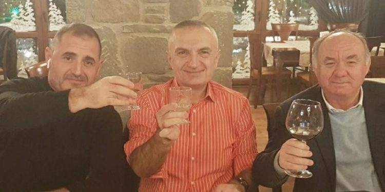 Po për televizionin 1 milionë euro të Çlirimit me paratë e Shkëlzenit dhe Metës kur do flasim?