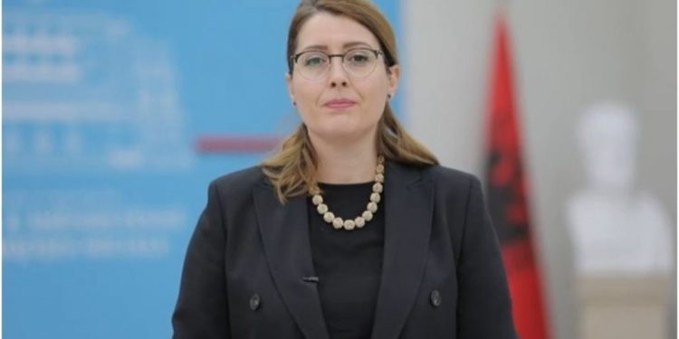 Vjen lajmi i shumë pritur për bizneset: Fundjava e parë e hapur, pa limit oraresh…