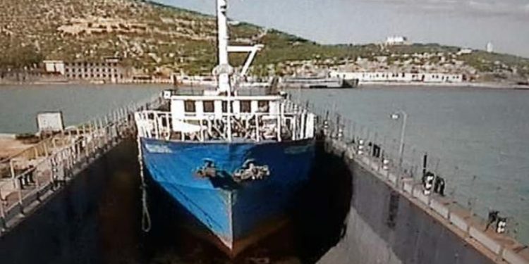 Mediat greke ngrejnë alarmin: Edi Rama do t’i japë Erdoganit bazën detare të Pashalimanit