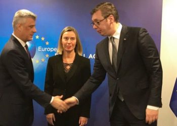 “Thaçi dhe Vuçiç folën për shkëmbimin e territoreve gjatë takimit në Washington”, ‘Le Figaro’ zbardh paraskenat dhe zbulon kush e rrëzoi Albin Kurtin