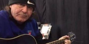 Kitara e ndryshkur e Aleksandër Gjokës