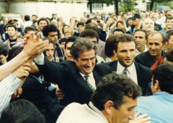 Shtëpia e Bardhë, këshilltari amerikan dhe Shqipëria pranë greminës…