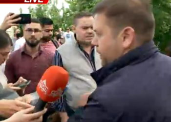 Tension tek Teatri, shoqërohet analisti Lela dhe ish-deputetja e LSI-së