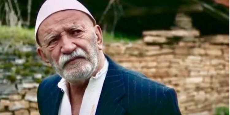 “Edi ndofta asht i çmendur”, personazhi i njohur shqiptar e ‘thumbon’ hapur, reagon kryeministri Rama dhe shpreh dëshirën e papritur: Uroj ta takoj kur të hapim…