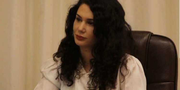 Arrati jo, qëndrim po!