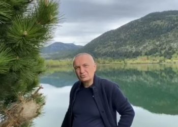 Fidel Kastro i Shqipërisë