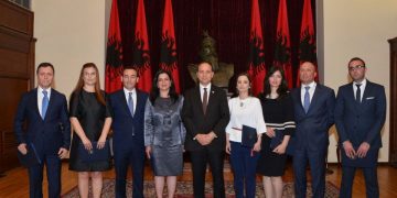 Alibi për bllokimin e reformës zgjedhore! Opozita e rrugës me Oerdin kërkon të realizoi atë që nuk e realizoi me 1 vit protesta…Qeveri Tranzitore?!