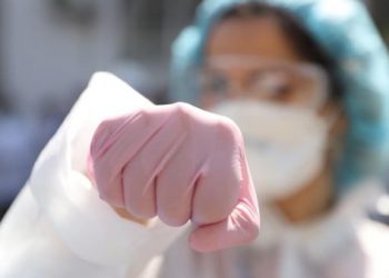 Rama merr në mbrojtje mjekët: Rrëzuan akuzat ndaj tyre në 30 vite, na bënë krenarë