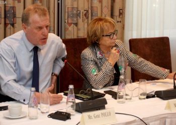 Ja dhe pensionistja gjermane në mbrojtje të “teatrit” të PD-së: “Veliaj agjent i deleguar i Ramës”, Europa të reagoi!