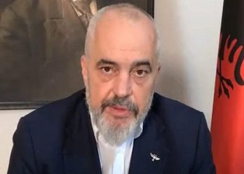 E diela mbyllur? Rama uron Bajramin dhe bën njoftimin e rëndësishëm: Duke nisur nga nesër me bekimin e dritës…