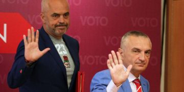 Rama s’heq dorë nga “dashnia” për Metën: Unë dhe Iliri mund të bredhim plazheve dhe maleve… po punojmë!