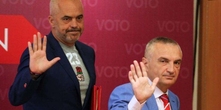 Rama s’heq dorë nga “dashnia” për Metën: Unë dhe Iliri mund të bredhim plazheve dhe maleve… po punojmë!