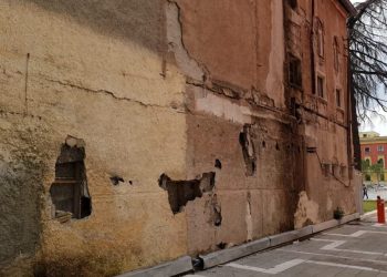 Drejtori i Teatrit Kombëtar, Çuli: Godina e ka mbaruar misionin e saj, ulërasin njerëz që s’kanë parë kurrë një shfaqje