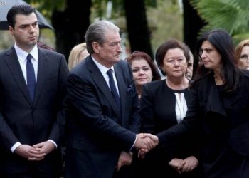 Gazetari e pyet për Topallin, Basha: PD është e hapur për këdo që e ndjen veten demokrat, duhet parë interesi publik jo vetëm ai personal