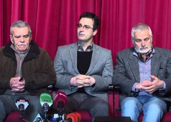 Mark Marku s.ulmon Robert Ndrenikën: “Një leckë e p.oshtëruar në prag të pleqërisë”. Viktor Zhusti një t.rafikant